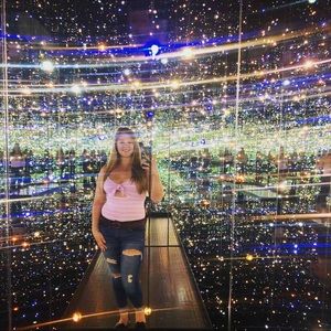 Meet your Posher, Gigi